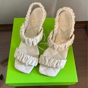 *SOLD* Sam Edelman Marlena Ivory Leather Sandals